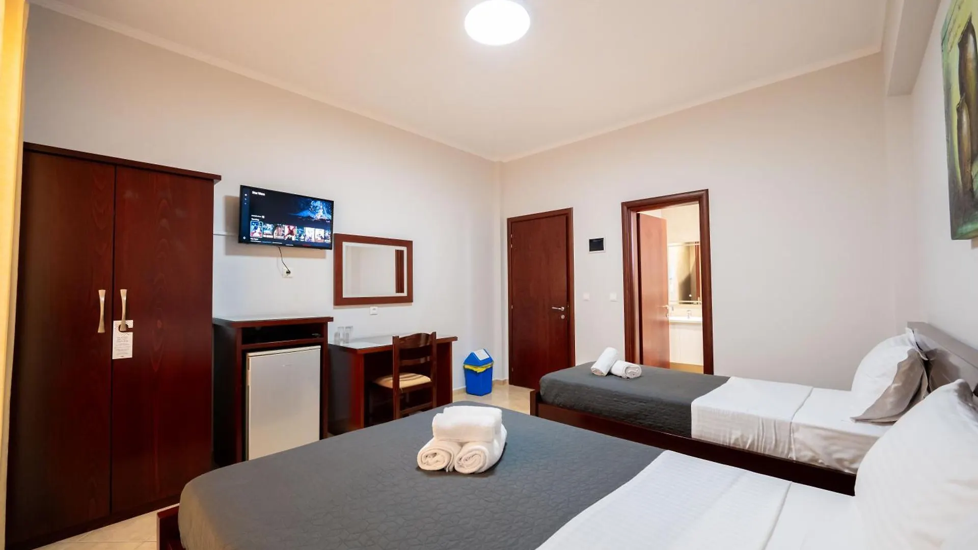 Hotel Milo Ksamil 3*,  Albânia